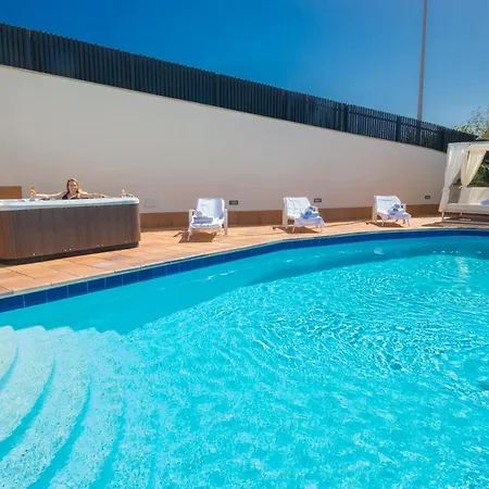 Amadores N2 Villa *